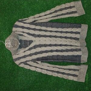 Indigo threads and Co cable net turtlenecks sweater